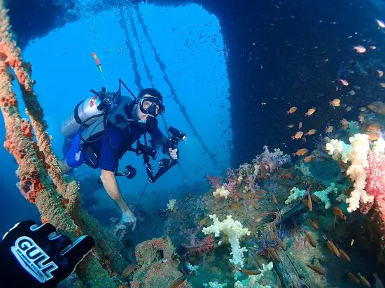 scuba-diving-phuket-thailand